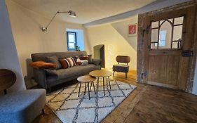 Yfb L 500 Jahre Alter Stadtmauerturm
